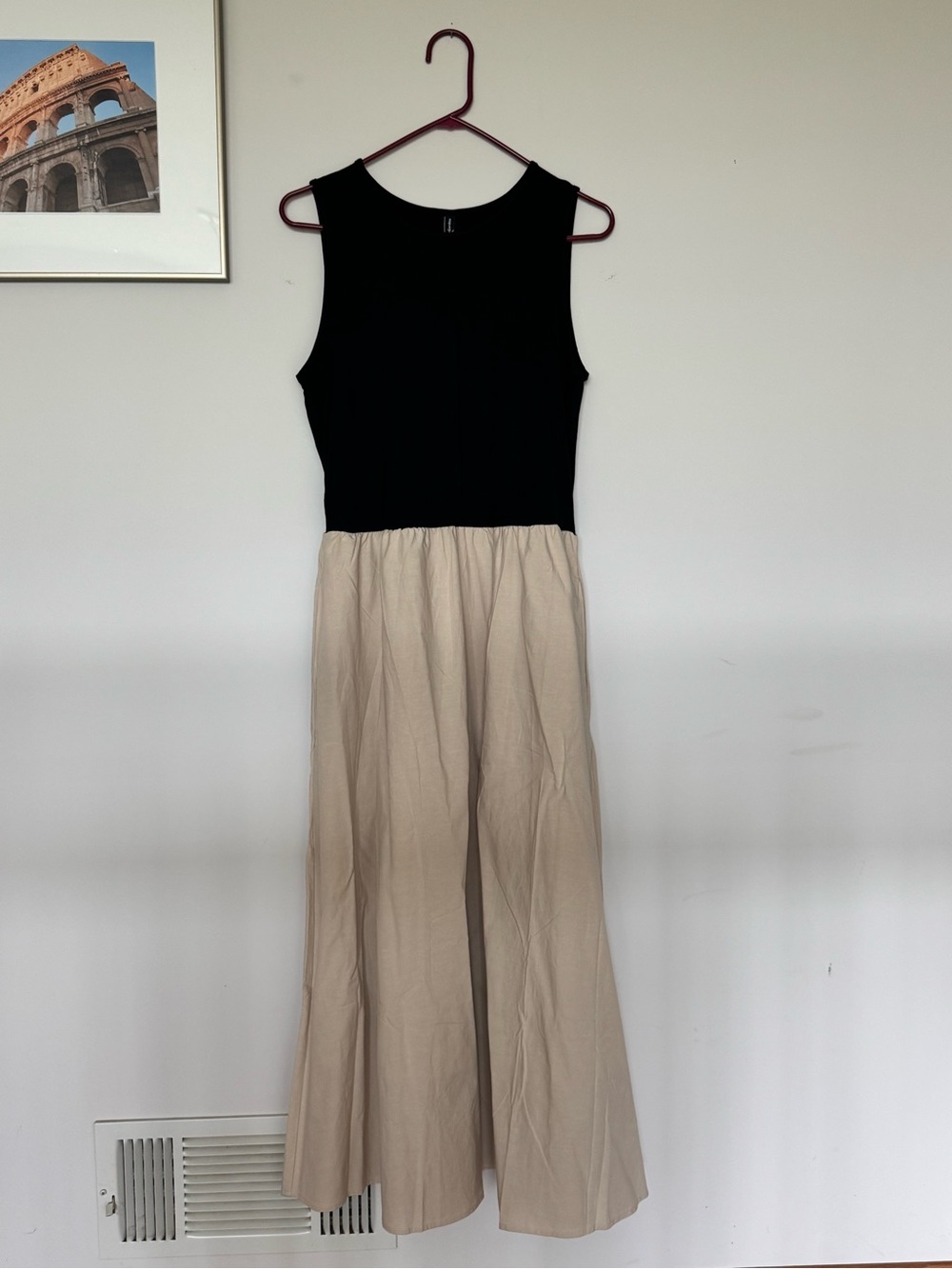 NWT Sleeveless Black & Beige Colorblock Maxi Dress